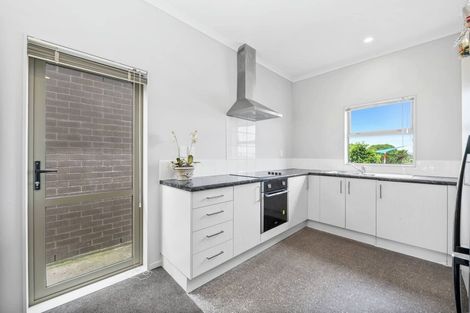 Photo of property in 48 Kaimoana Street, Weymouth, Auckland, 2103