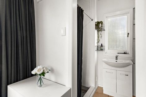 Photo of property in 108 Davis Street, Saint Leonards, Hastings, 4120