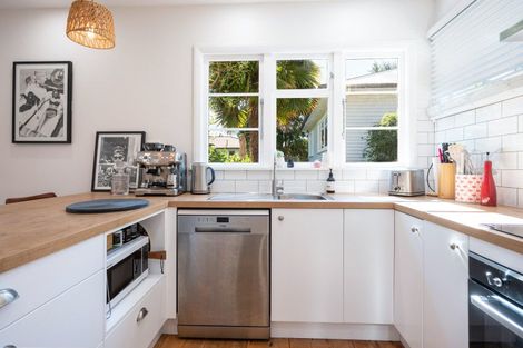 Photo of property in 117 Brook Street, The Brook, Nelson, 7010