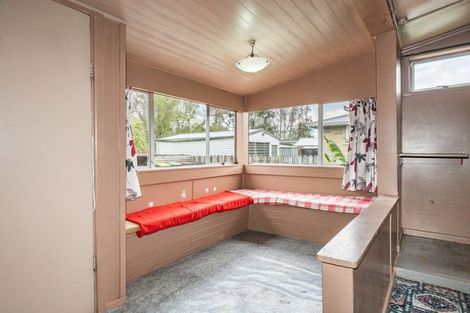 Photo of property in 10 Burns Street, Milton, 9220