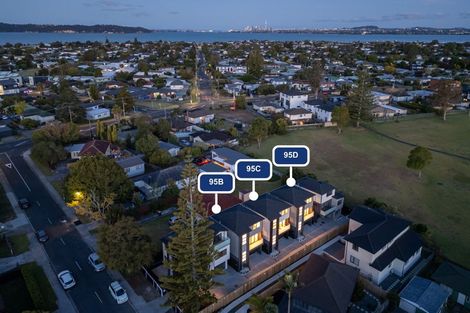 Photo of property in 95d Kervil Avenue, Te Atatu Peninsula, Auckland, 0610