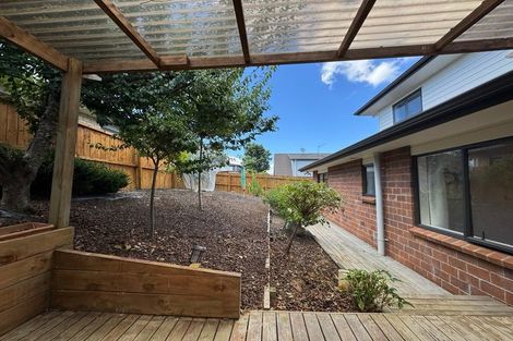 Photo of property in 14a Saralee Drive, Manurewa, Auckland, 2105