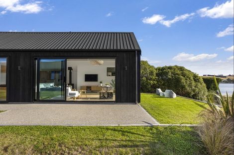 Photo of property in 1371b Taieri Mouth Road, Taieri Mouth, 9091