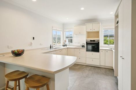 Photo of property in 116 Woodman Drive, Tawa, Wellington, 5028