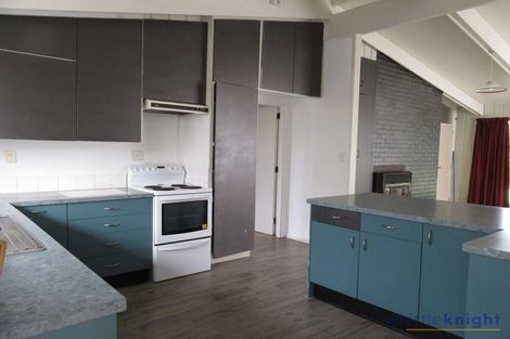 Photo of property in 12 Burrows Place, Ilam, Christchurch, 8041