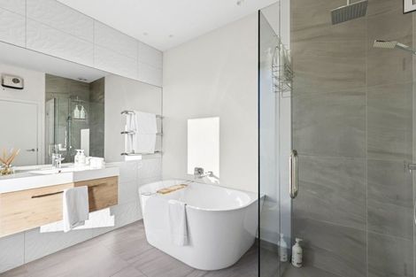 Photo of property in 3 Stackbrae Avenue, Wanaka, 9305