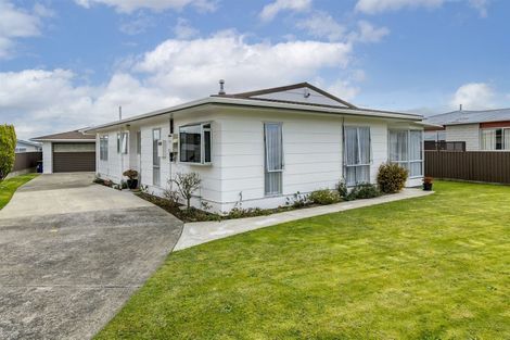 Photo of property in 3 Rimu Street, Levin, 5510