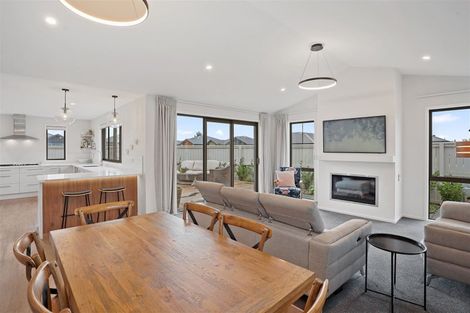 Photo of property in 52 Whitburn Avenue, Halswell, Christchurch, 8025