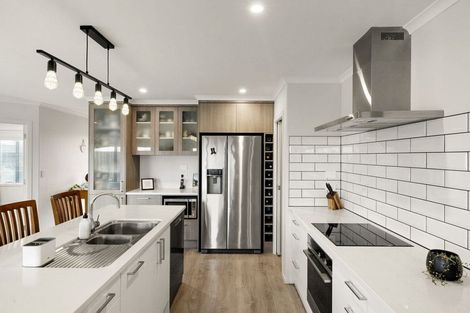 Photo of property in 46 Norfolk Drive, Cambridge, 3434