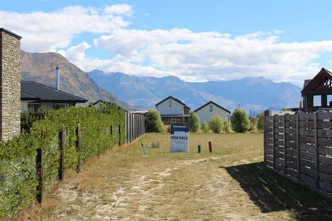 Photo of property in 3 Bull Ridge, Wanaka, 9305