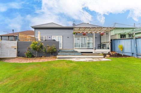 Photo of property in 183 North Street, West End, Timaru, 7910