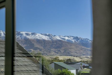 Photo of property in 32 Pisa Moorings Road, Mount Pisa, Cromwell, 9383