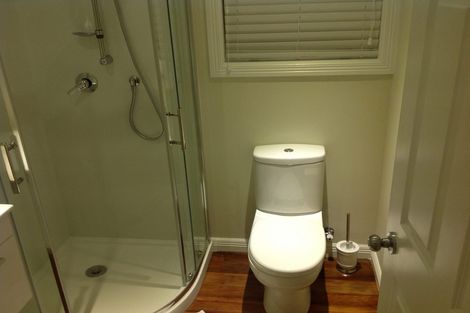 Photo of property in 30 Rock Isle Road, Torbay, Auckland, 0630