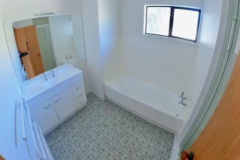 Photo of property in 30 Kokich Crescent, Onerahi, Whangarei, 0110