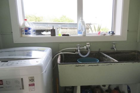 Photo of property in 2 Hamilton Street, East Gore, Gore, 9710