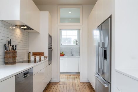 Photo of property in 72 Mailer Street, Mornington, Dunedin, 9011