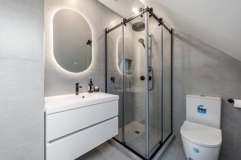 Photo of property in 15 Humariri Street, Point Chevalier, Auckland, 1022