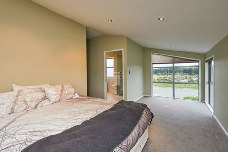 Photo of property in 35 Greenburn Way, Kaikoura Flat, Kaikoura, 7371