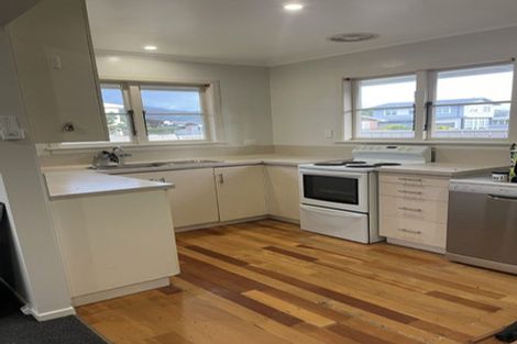 Photo of property in 79 Wai-iti Crescent, Woburn, Lower Hutt, 5010