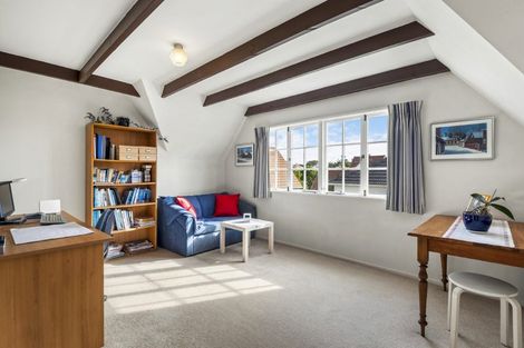 Photo of property in 2/6 Elderwood Lane, Belmont, Auckland, 0622