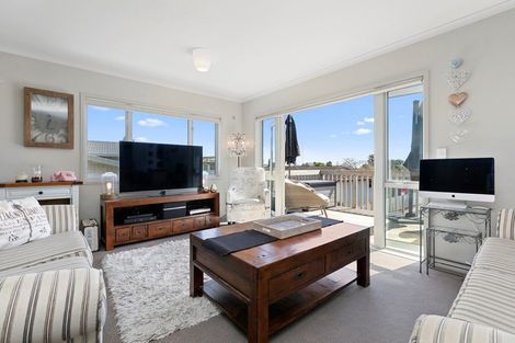 Photo of property in 1154b Papamoa Beach Road, Papamoa Beach, Papamoa, 3118