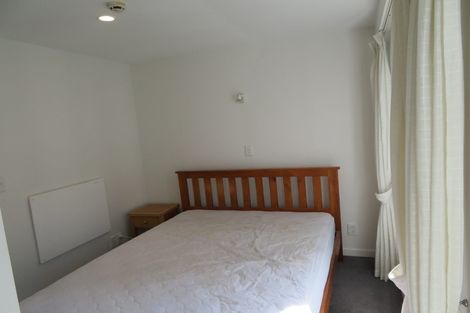 Photo of property in Terrace Heights Apartments, 6d/163 The Terrace, Wellington Central, Wellington, 6011