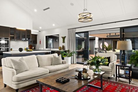 Photo of property in 58 Breadalbane Avenue, Havelock North, 4130