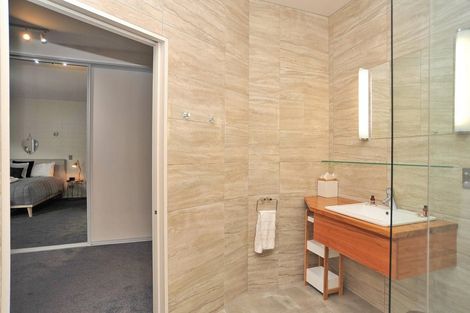 Photo of property in 11 Plynlimon Road, Fendalton, Christchurch, 8052