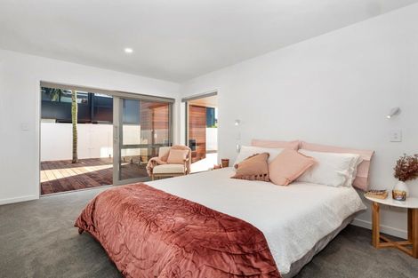 Photo of property in 88 Marine Parade, Mount Maunganui, 3116