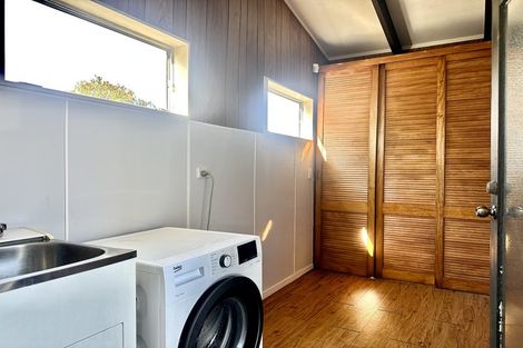 Photo of property in 2a Sirius Place, Botany Downs, Auckland, 2010