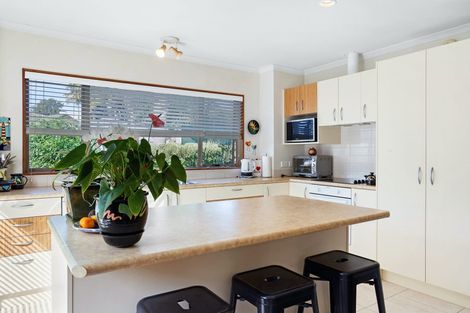 Photo of property in 7 Red Hibiscus Road, Stanmore Bay, Whangaparaoa, 0932