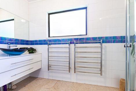 Photo of property in 38 Carlton Terrace, Westown, New Plymouth, 4310