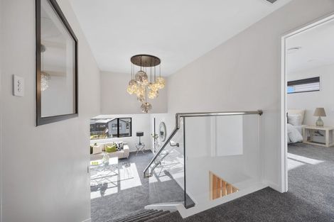 Photo of property in 8 Mill Hill Close, Flat Bush, 2019