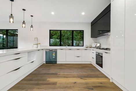 Photo of property in 15 Ti Kouka Place, Te Atatu Peninsula, Auckland, 0610