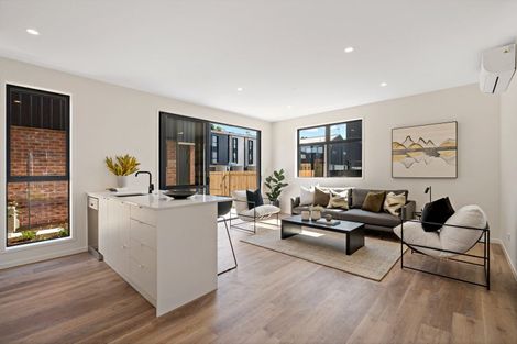 Photo of property in 52 Tahuhu Road, Mount Wellington, Auckland, 1062