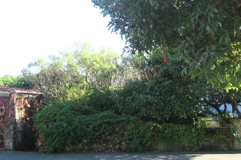 Photo of property in 17 Mahoe Street, Eastbourne, Lower Hutt, 5013