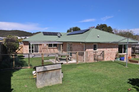 Photo of property in 2 Halyard Loop, Haruru, 0204