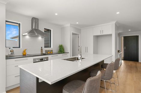 Photo of property in 32 Hass Drive, Ohauiti, Tauranga, 3112