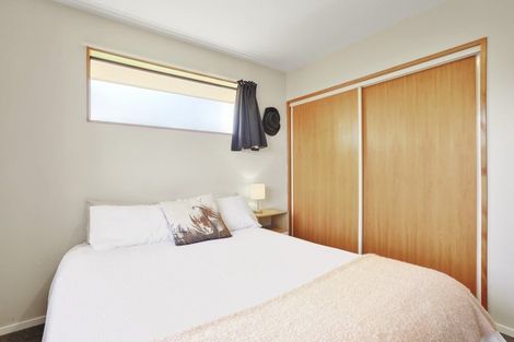 Photo of property in 12 Oldham Place, Darfield, 7510