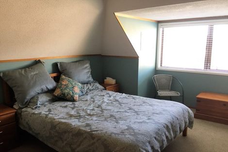 Photo of property in 2/7 Montrose Terrace, Mairangi Bay, Auckland, 0630