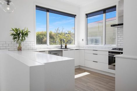 Photo of property in 30 Overtoun Terrace, Hataitai, Wellington, 6021