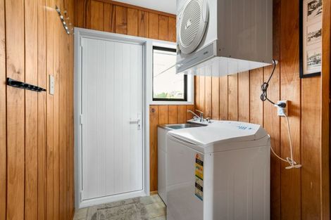 Photo of property in 409 Onemana Drive, Onemana, Whangamata, 3691