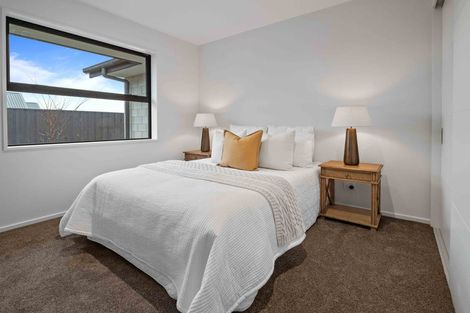 Photo of property in 5 Ferbane Way, Halswell, Christchurch, 8025