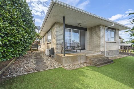 Photo of property in 1/35 Clemow Road, Fitzroy, New Plymouth, 4312