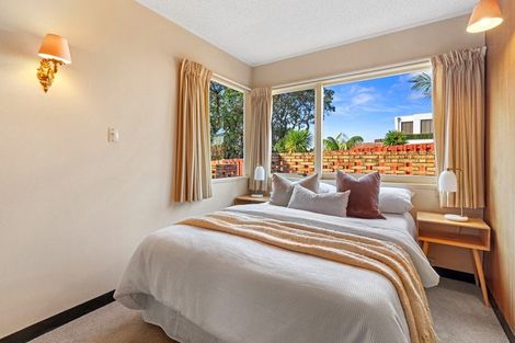 Photo of property in 1/78 Kitchener Road, Milford, Auckland, 0620