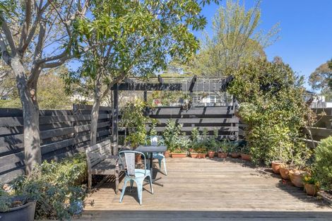 Photo of property in 33 Tauroa Road, Havelock North, 4130