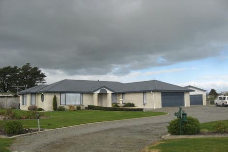 Photo of property in 10 Kenwyn Drive, Carterton, 5713