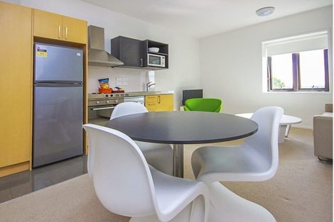 Photo of property in Twin Towers, 1010/17 Putney Way, Manukau, Auckland, 2104