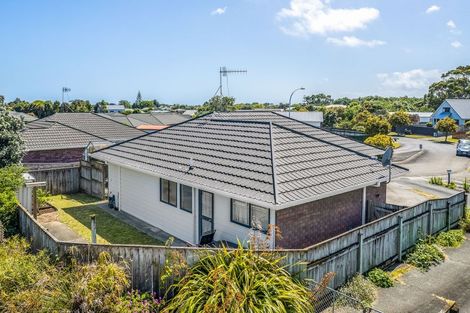 Photo of property in 21a Dennis Taylor Court, Paraparaumu, 5032