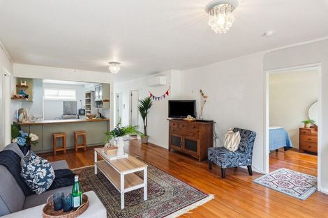 Photo of property in 37 The Esplanade, Raumati South, Paraparaumu, 5032